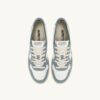 BASKETS MEDALIST LOW BICOLOR EN CUIR BLANC ET SILVER BLUE