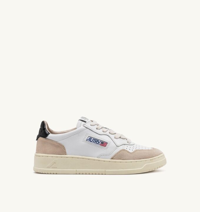 BASKETS MEDALIST LOW EN CUIR BLANC ET NOIR ET DAIM BEIGE