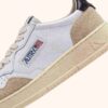 BASKETS MEDALIST LOW EN CUIR BLANC ET NOIR ET DAIM BEIGE