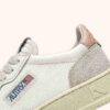 BASKETS MEDALIST LOW EN CUIR BLANC ET POWDER ET DAIM BEIGE