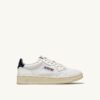 BASKETS MEDALIST LOW EN CUIR BLANC ET SPACE