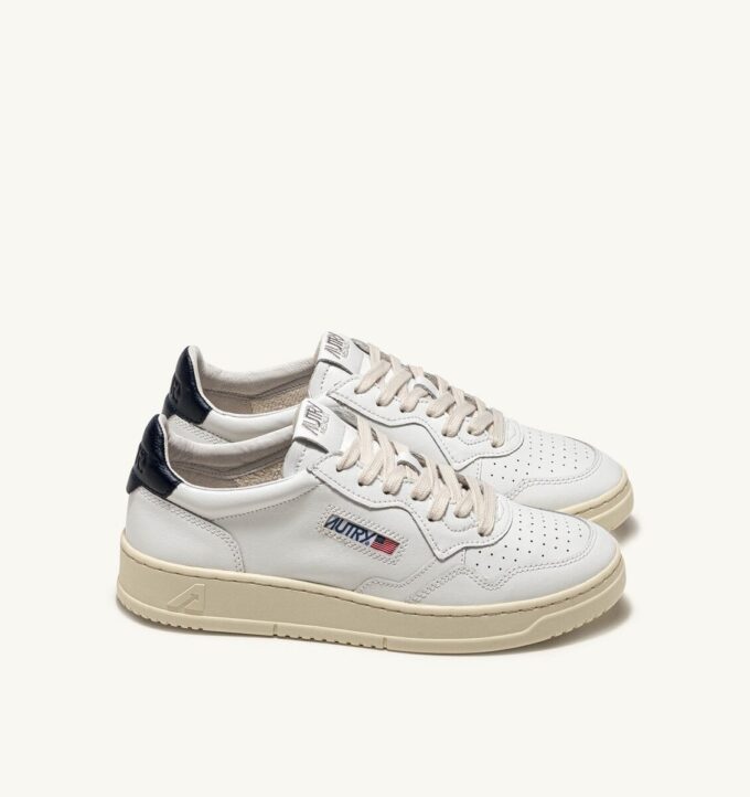BASKETS MEDALIST LOW EN CUIR BLANC ET SPACE