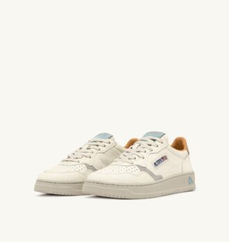 BASKETS MEDALIST LOW EN CUIR NUG ET LOFT