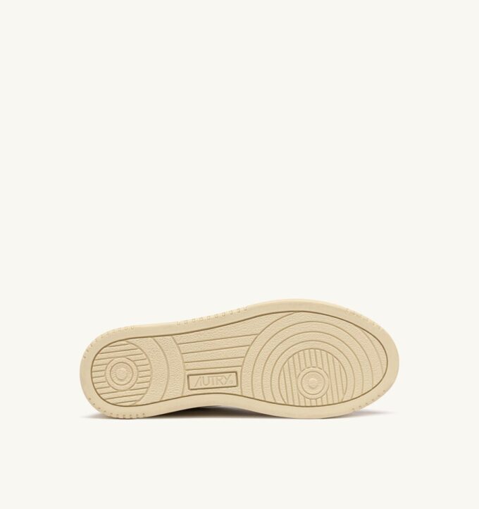 BASKETS MEDALIST LOW EN DAIM ET CUIR BLANC ET BROWN SUGAR