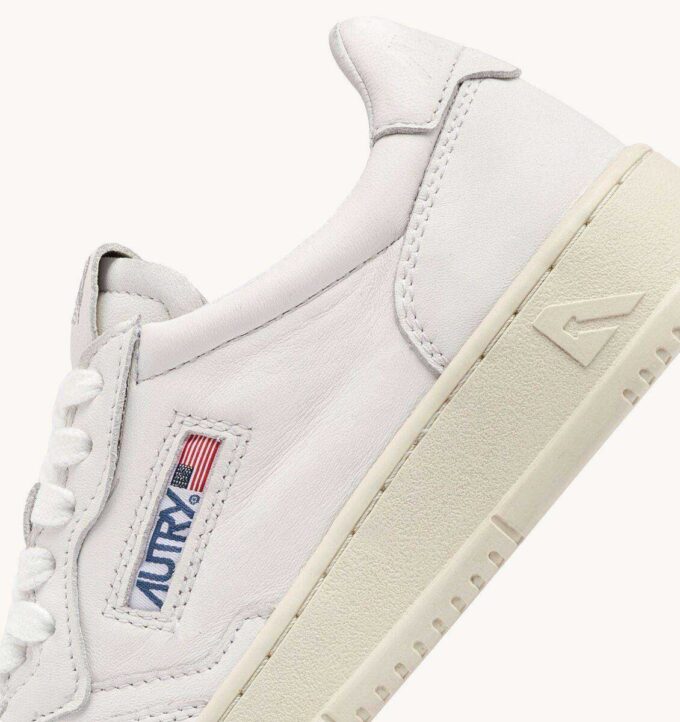 BASKETS MEDALIST LOW EN NAPPA BLANC SUPER SOFT