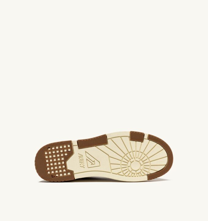 CLC LOW SNEAKERS IN WHITE AND CIGAR LEATHER AND SUEDE