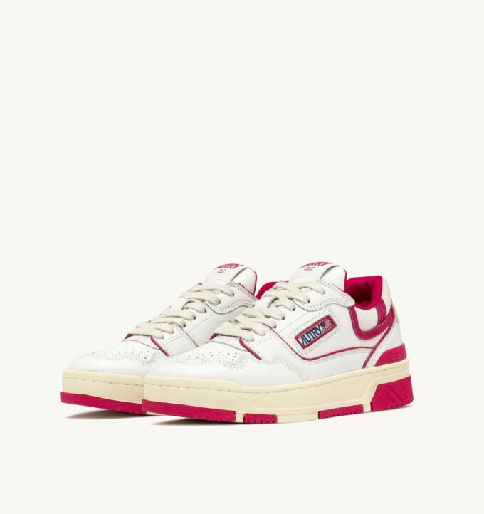 CLC LOW SNEAKERS IN WHITE LEATHER AND BRIGHT ROSE SUEDE CLC LOW SNEAKERS IN WHITE LEATHER AND BRIGHT ROSE SUEDE