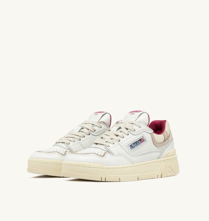 CLC LOW SNEAKERS IN WHITE LEATHER AND SAND SUEDE
