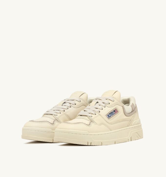 CLC LOW SNEAKERS IN WINTER WHITE LEATHER