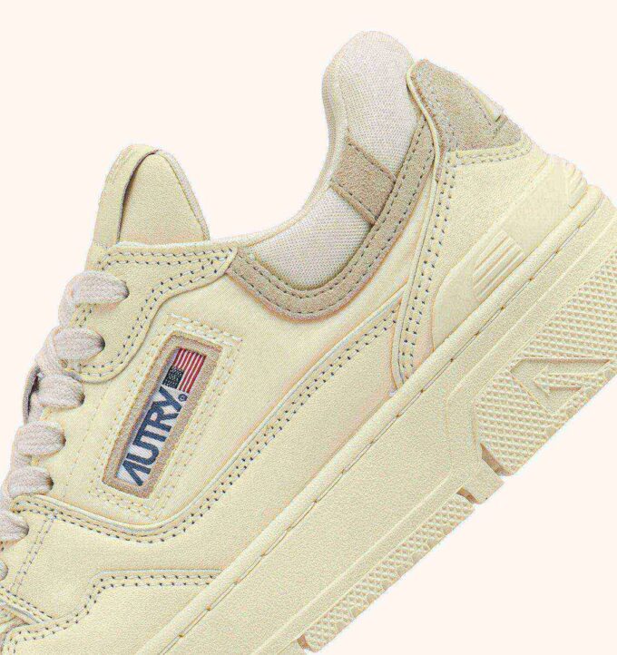 CLC LOW SNEAKERS IN WINTER WHITE LEATHER