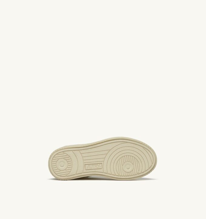 DALLAS KIDS LOW SNEAKERS IN LEATHER COLOR MARSHMALLOW AND DELLA ROBBIA BLUE DALLAS KIDS LOW SNEAKERS IN LEATHER COLOR MARSHMALLOW AND DELLA ROBBIA BLUE