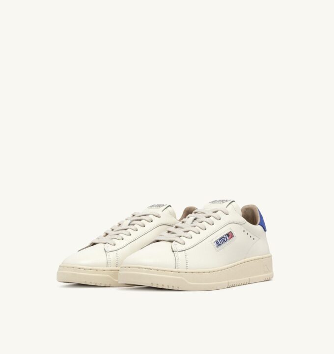 DALLAS LOW SNEAKERS IN MARSHMALLOW AND BLUE LEATHER
