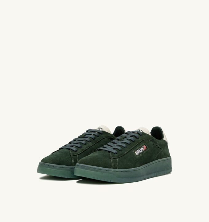 DALLAS LOW SNEAKERS IN MARSHMALLOW AND BOTTLE GREEN SUEDE