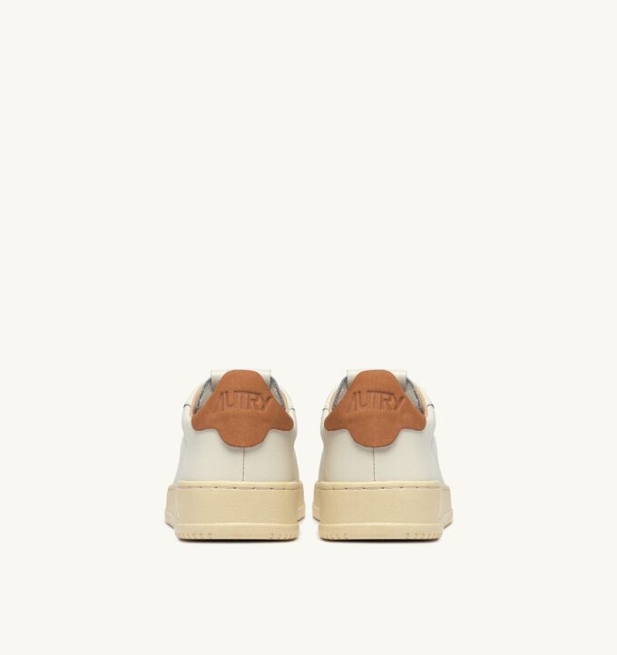 DALLAS LOW SNEAKERS IN MARSHMALLOW AND BROWN SUGAR LEATHER