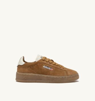 DALLAS LOW SNEAKERS IN MARSHMALLOW AND CIGAR SUEDE