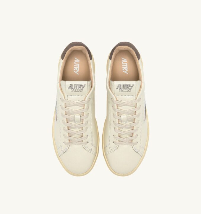 DALLAS LOW SNEAKERS IN MARSHMALLOW AND MOREL LEATHER