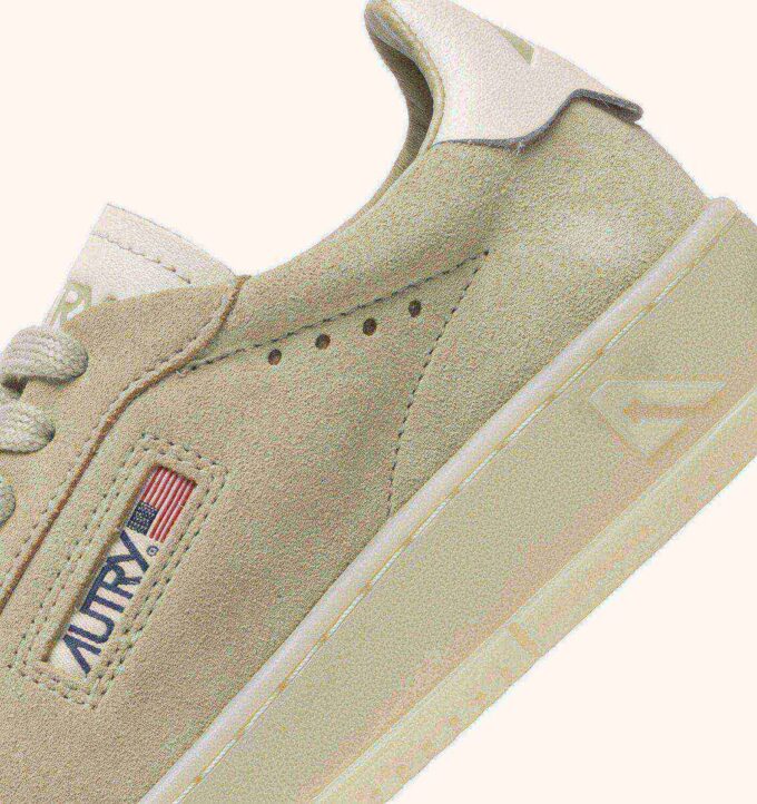 DALLAS LOW SNEAKERS IN MARSHMALLOW AND PAPYRUS SUEDE