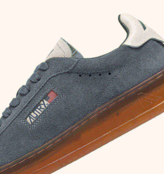 DALLAS LOW SNEAKERS IN SUEDE COLOR ASH AND MARSHMALLOW