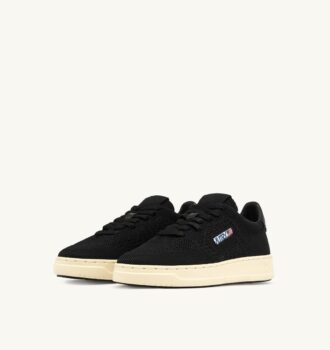 EASEKNIT MEDALIST LOW SNEAKERS IN BLACK COLOR KNIT