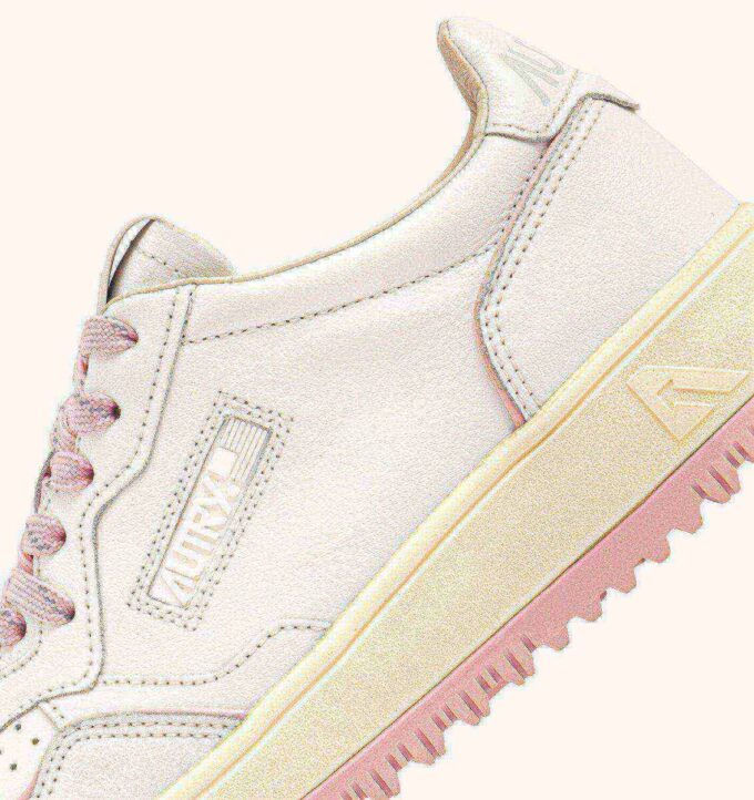GOLF LOW SNEAKERS IN WHITE AND CORAL BLUSH LEATHER