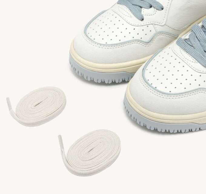 GOLF LOW SNEAKERS IN LEATHER COLOR WHITE AND PEARL BLUE