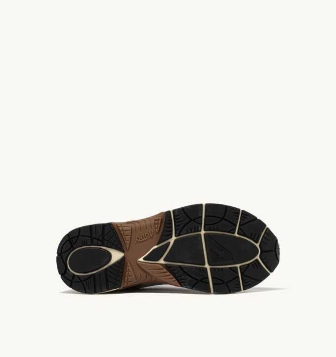 HYPERWAY SNEAKERS IN BLACK AND SILVER LAMINATED LEATHER AND MESH