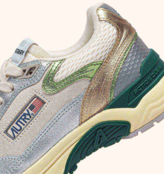 HYPERWAY SNEAKERS IN MARSHMALLOW AND SILVER-TONE LAMINATED LEATHER AND MESH