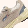 HYPERWAY SNEAKERS IN SAND BROWN AND SILVER-TONE SUEDE AND MESH