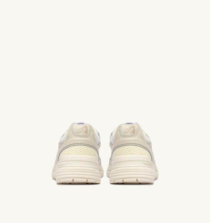 HYPERWAY SNEAKERS IN WHISPER WHITE LAMINATED LEATHER AND MESH HYPERWAY SNEAKERS IN WHISPER WHITE LAMINATED LEATHER AND MESH