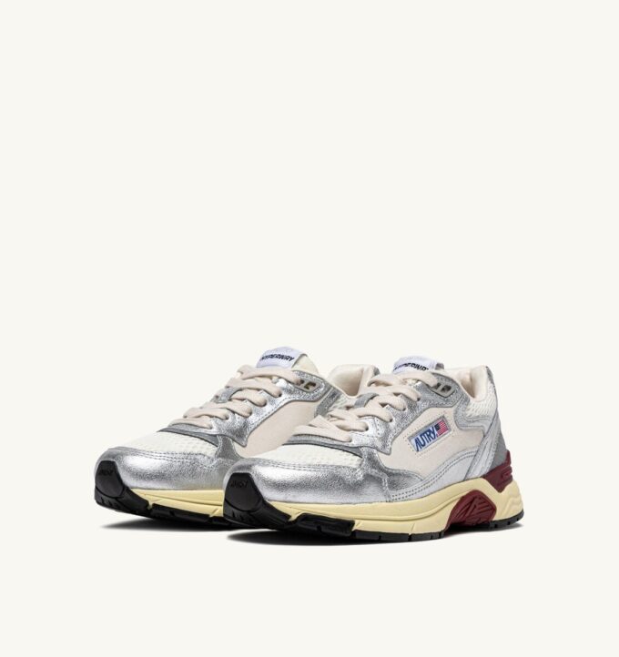 HYPERWAY SNEAKERS IN WHITE AND SILVER-TONE LAMINATED LEATHER AND MESH