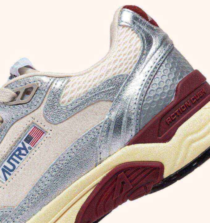 HYPERWAY SNEAKERS IN WHITE AND SILVER-TONE LAMINATED LEATHER AND MESH