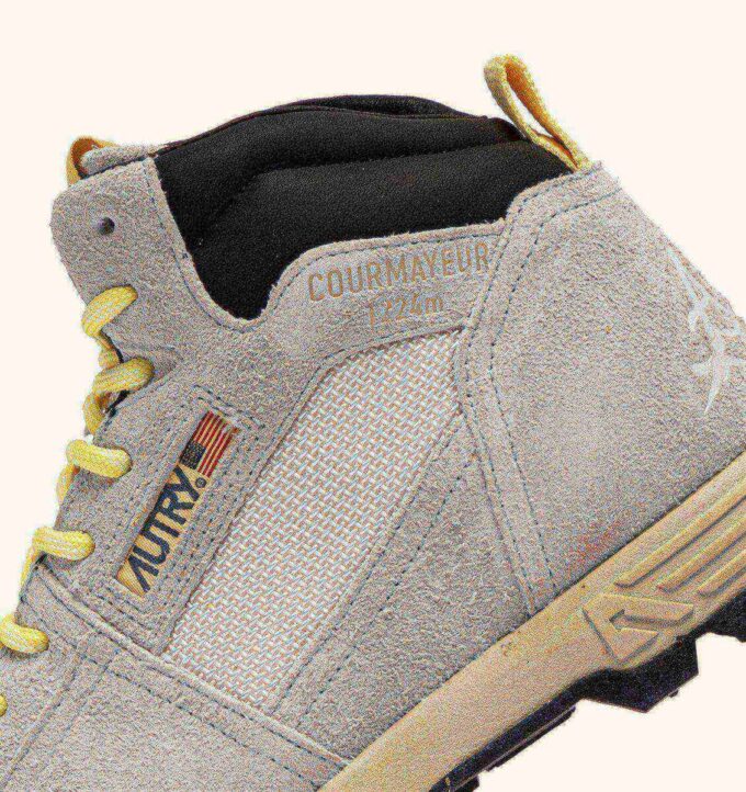 MALGA COURMAYEUR IN ICE AND LEMON DROP SUEDE