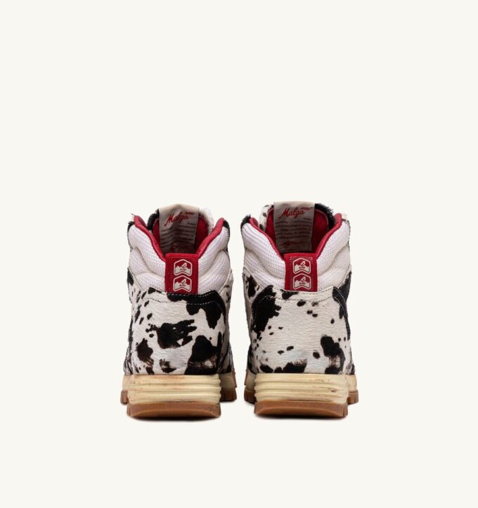 MALGA IN MARSHMALLOW AND BROWN PONY HAIR EFFECT