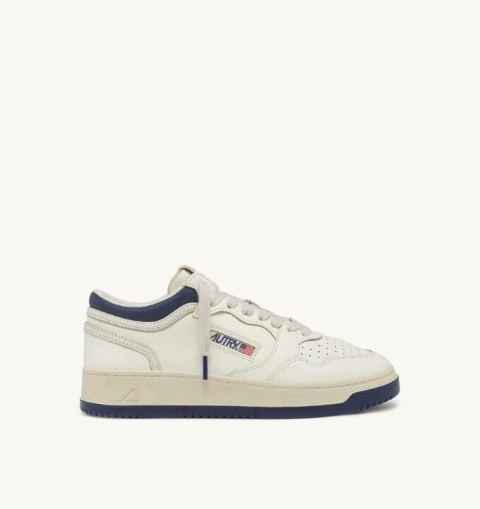 MED-WAY SNEAKERS IN LEATHER COLOR MARSHMALLOW AND ENSIGN BLUE