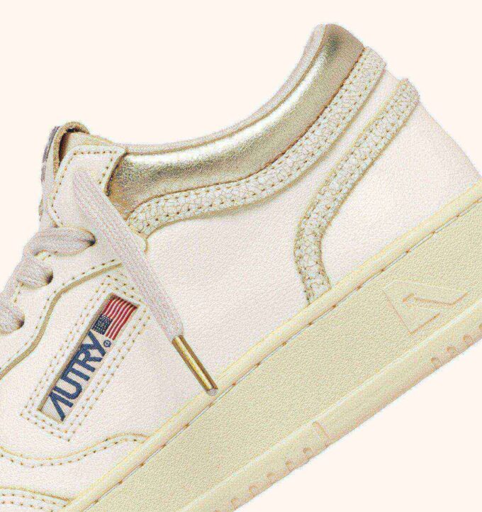 MED-WAY SNEAKERS IN LEATHER COLOR MARSHMALLOW AND PLATINUM