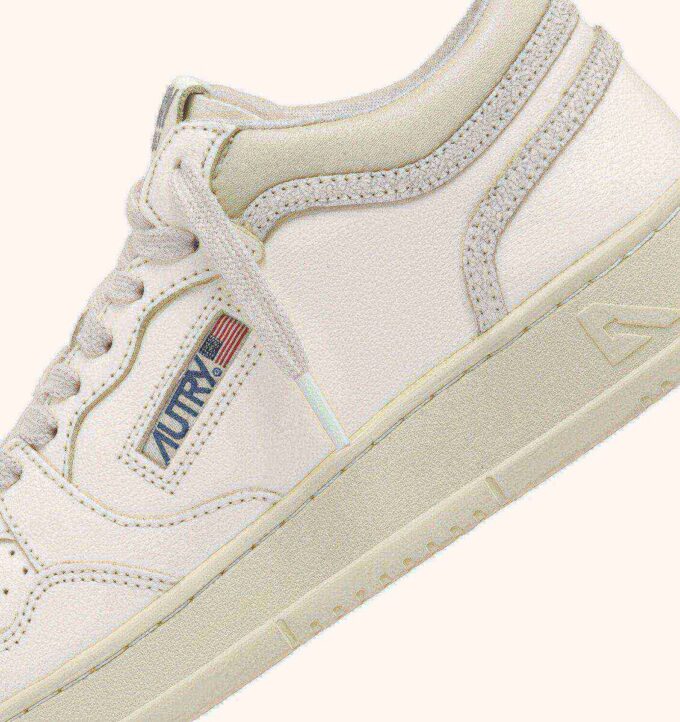 MED-WAY SNEAKERS IN LEATHER COLOR MARSHMALLOW AND WHITE