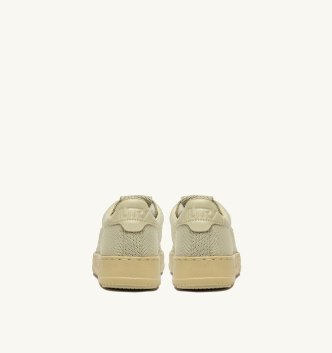 MEDALIST EASEKNIT LOW SNEAKERS IN HAY KNIT