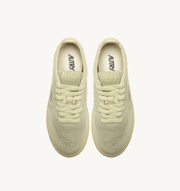MEDALIST EASEKNIT LOW SNEAKERS IN HAY KNIT