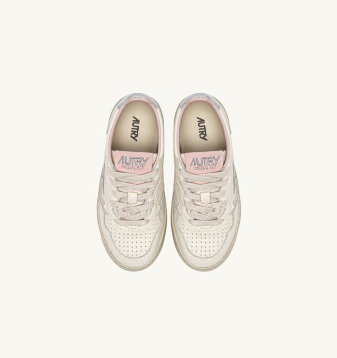 MEDALIST KIDS LOW SNEAKERS IN LEATHER COLOR SAND AND CREOLE PINK