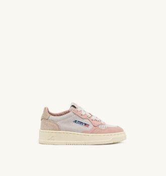 MEDALIST KIDS LOW SNEAKERS IN POWDER PINK AND SAND IN SUEDE