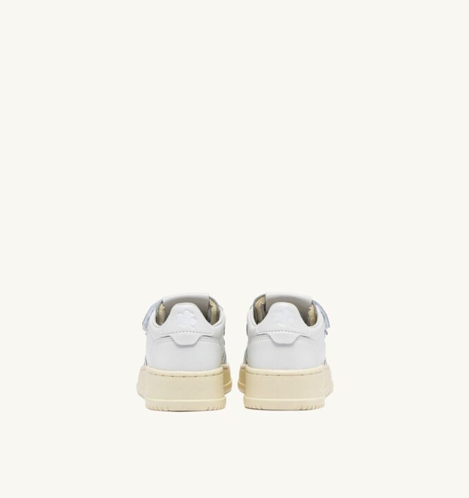MEDALIST KIDSTRIPES LOW SNEAKERS IN WHITE LEATHER