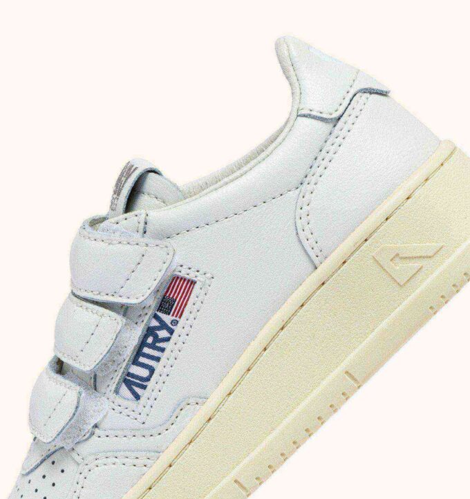 MEDALIST KIDSTRIPES LOW SNEAKERS IN WHITE LEATHER