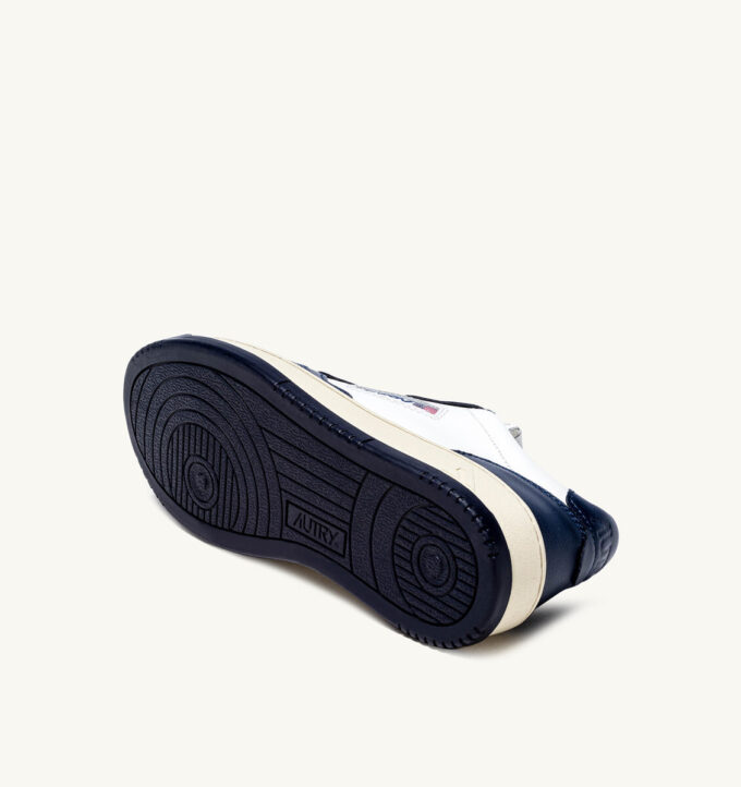 MEDALIST LOW BICOLOR SNEAKERS IN WHITE AND BLUE LEATHER