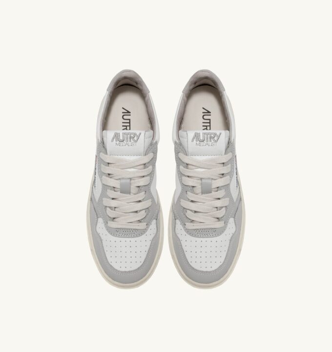MEDALIST LOW BICOLOR SNEAKERS IN WHITE AND VAPOR LEATHER