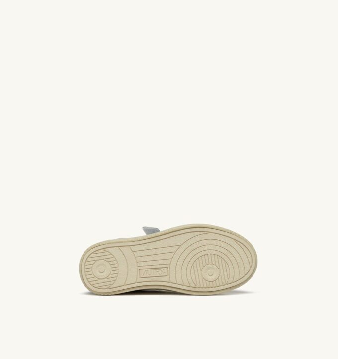 MEDALIST LOW KIDSTRIPES SNEAKERS IN LEATHER COLOR WHISPER WHITE AND DELLA ROBBIA BLUE