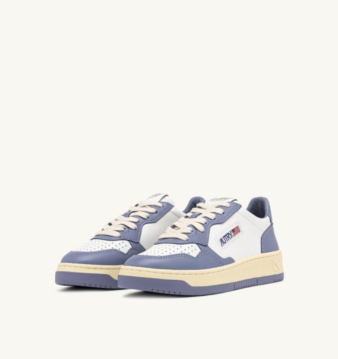 MEDALIST LOW SNEAKERS BICOLOR IN WHITE AND TEMPEST LEATHER
