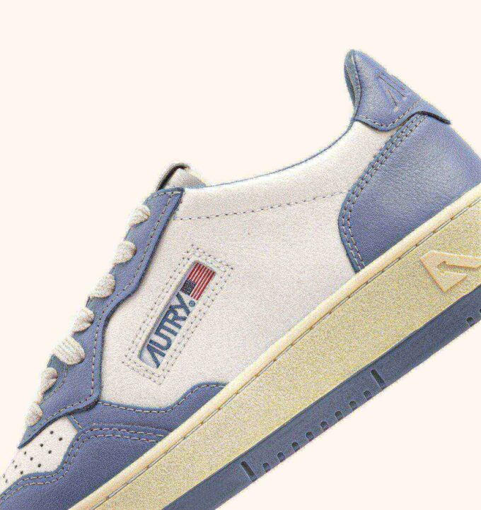 MEDALIST LOW SNEAKERS BICOLOR IN WHITE AND TEMPEST LEATHER