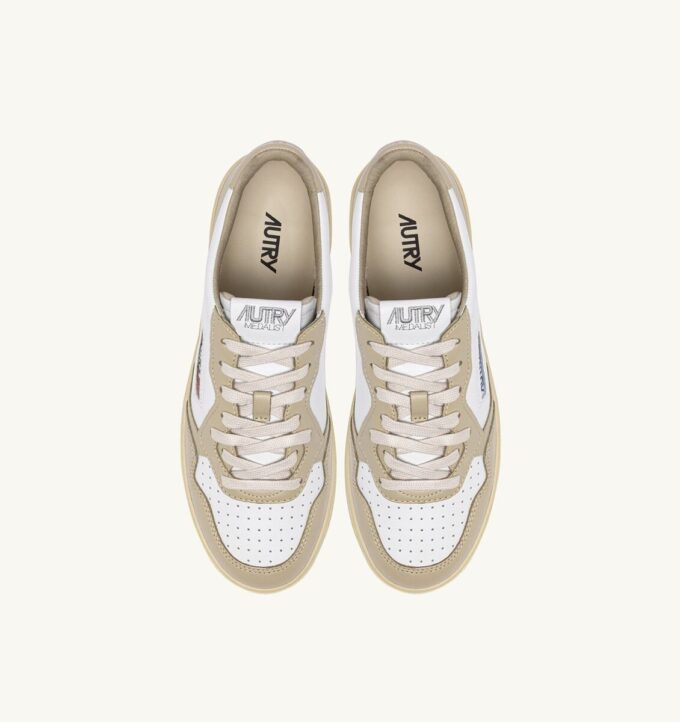 MEDALIST LOW SNEAKERS BICOLOR IN WHITE AND TIDAL FOAM LEATHER