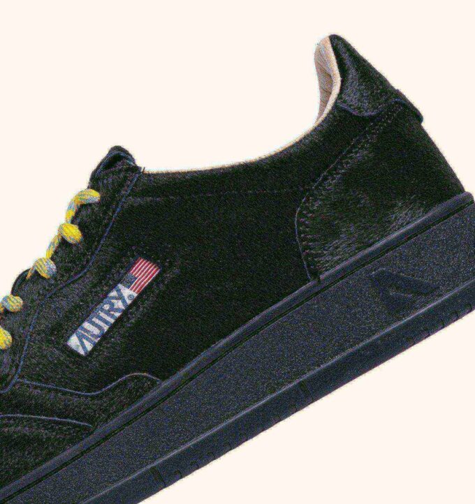 MEDALIST LOW SNEAKERS IN BLACK PONY HAIR EFFECT