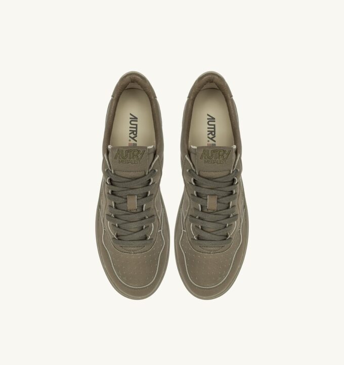 MEDALIST LOW SNEAKERS IN COVERT GREEN NAPA LEATHER MEDALIST LOW SNEAKERS IN COVERT GREEN NAPA LEATHER